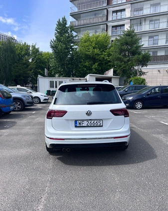 Volkswagen Tiguan cena 103700 przebieg: 89227, rok produkcji 2018 z Warszawa małe 92